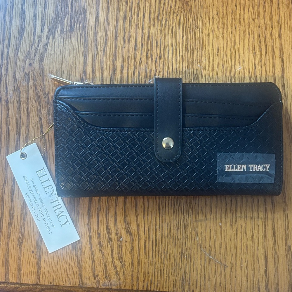 NWT Ellen Tracy Basket Weave Bifold Wallet | Zip Compartment